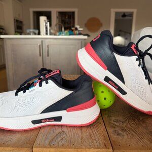 Womens Wilson Intrigue Tour Court Shoes Size 6.5 - Pickleball and Tennis